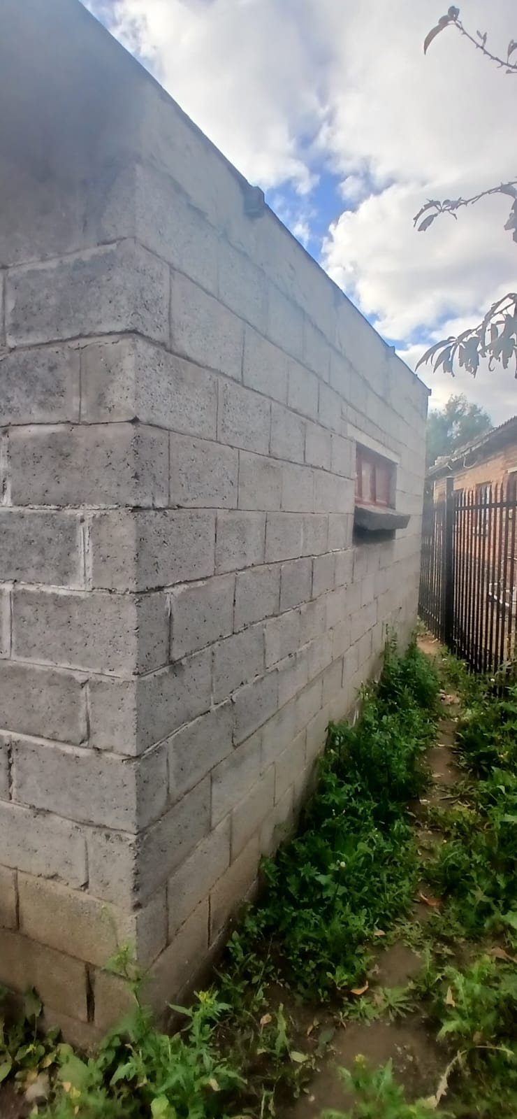 2 Bedroom Property for Sale in Botshabelo Free State